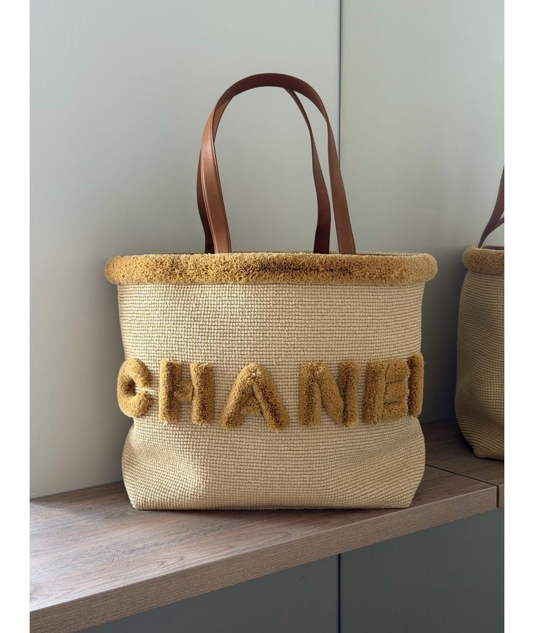 CHANEL Бежевая плетеная пляжная сумка, фото 2