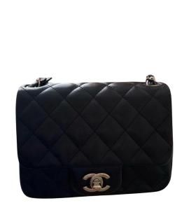 CHANEL Сумка через плечо
