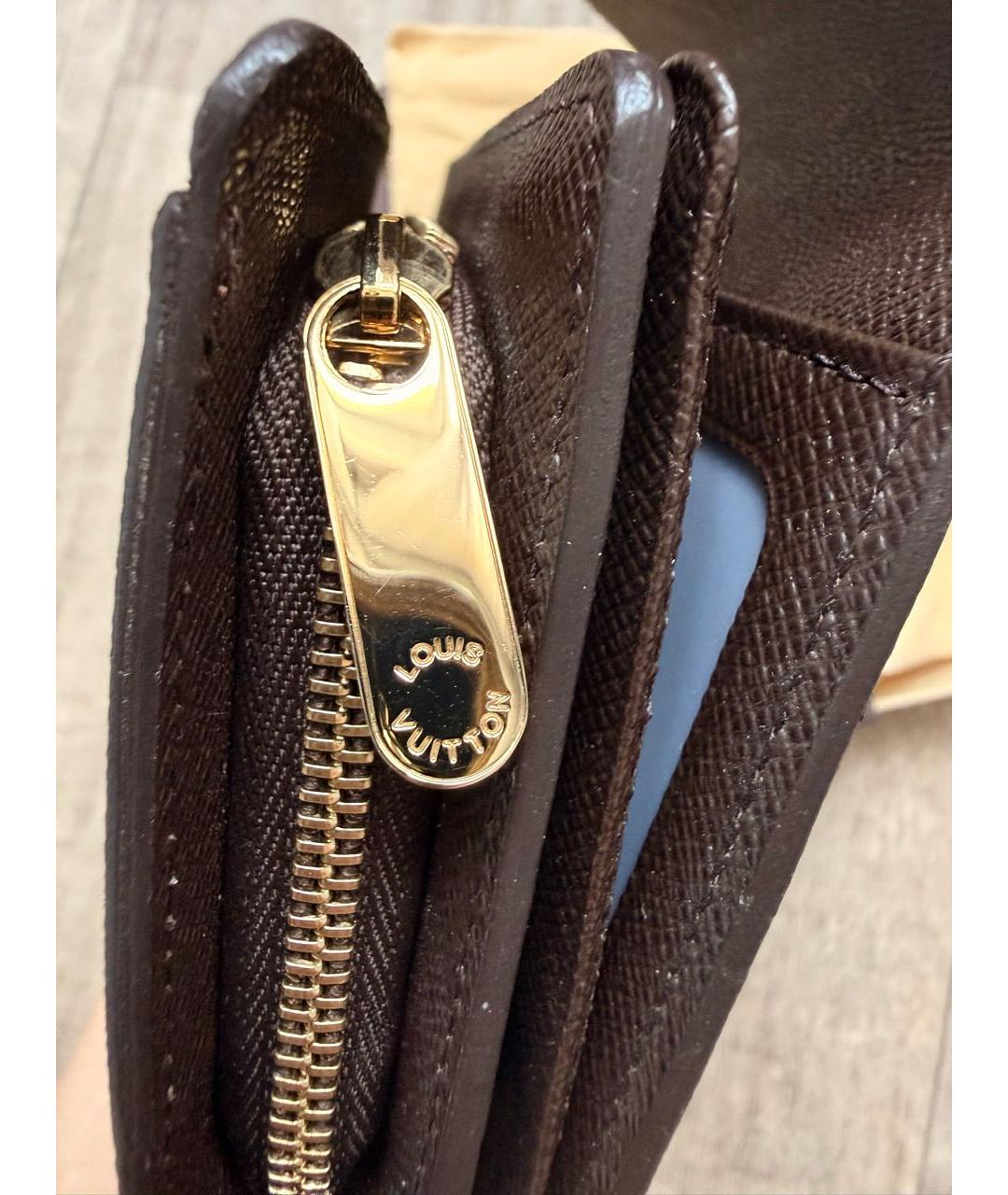 LOUIS VUITTON Коричневый кожаный кошелек, фото 5