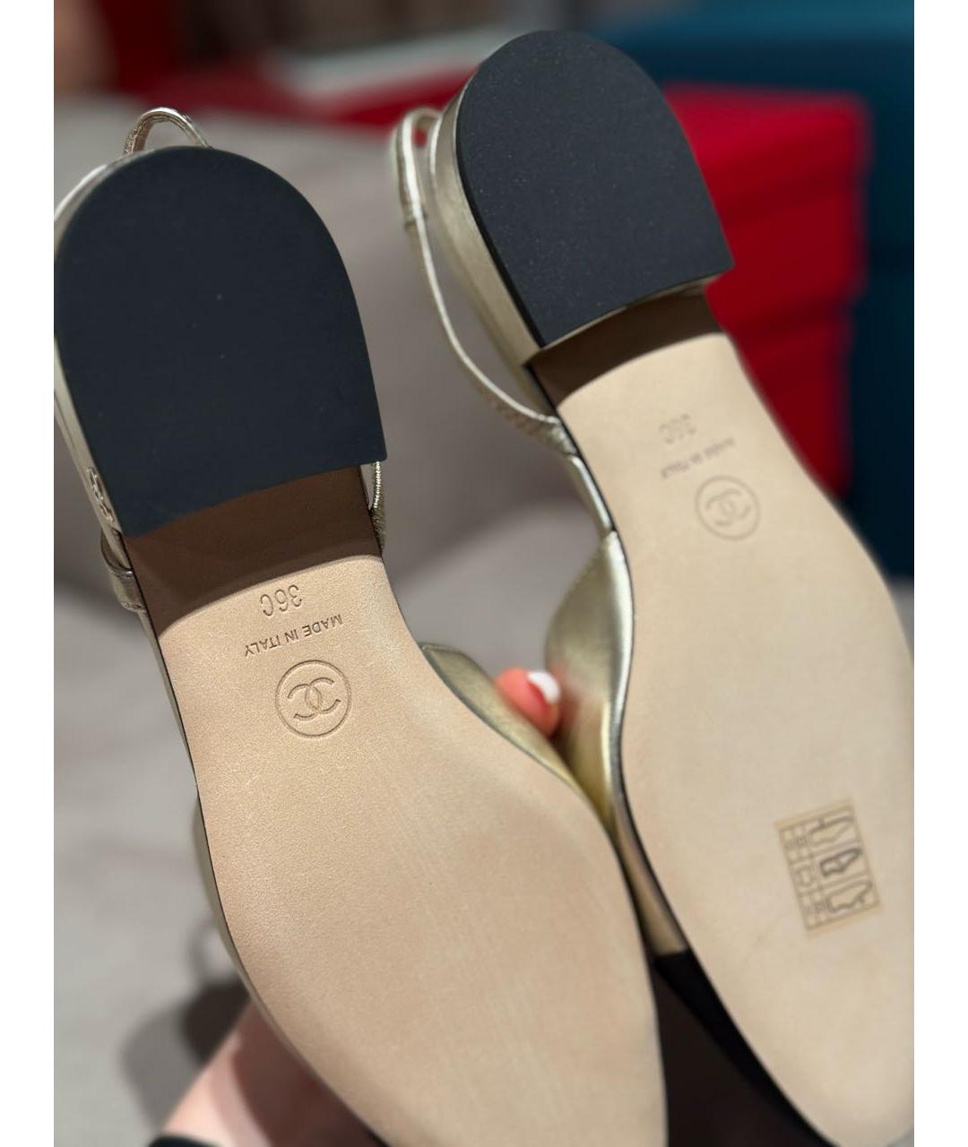 CHANEL Золотые кожаные туфли, фото 3