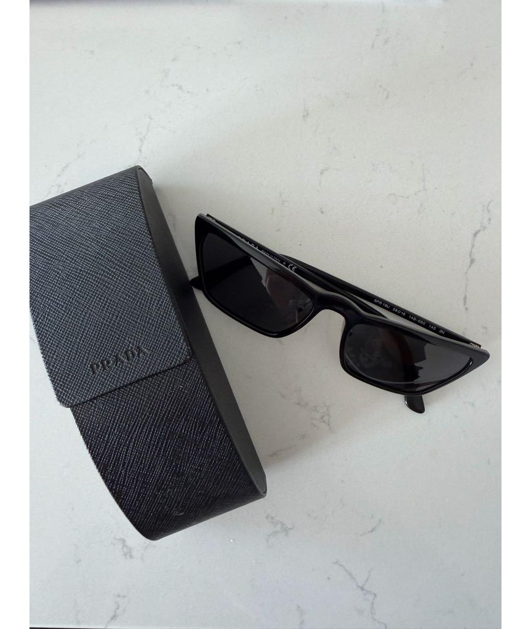 PRADA Черные пластиковые солнцезащитные очки, фото 4