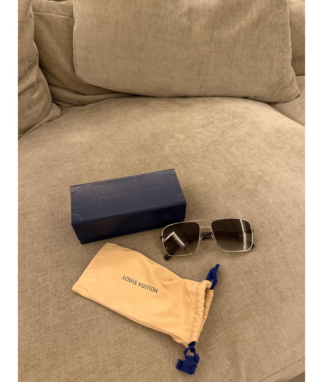 LOUIS VUITTON Антрацитовые металлические солнцезащитные очки, фото 4