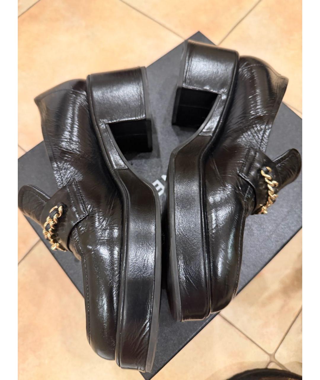 CHANEL Черные туфли из лакированной кожи, фото 5