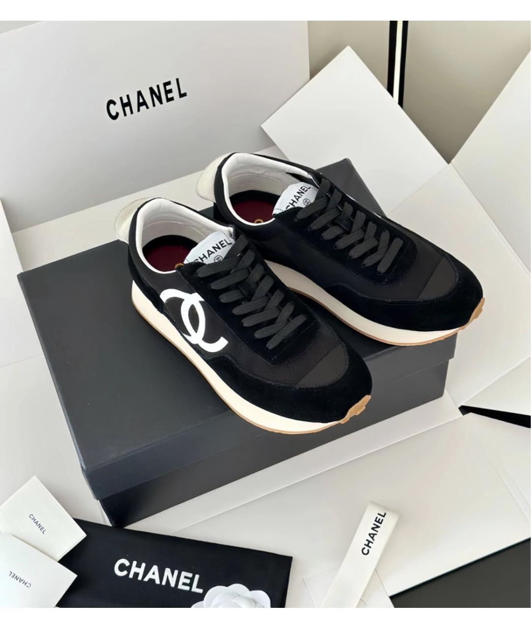 CHANEL Черные замшевые кроссовки, фото 3