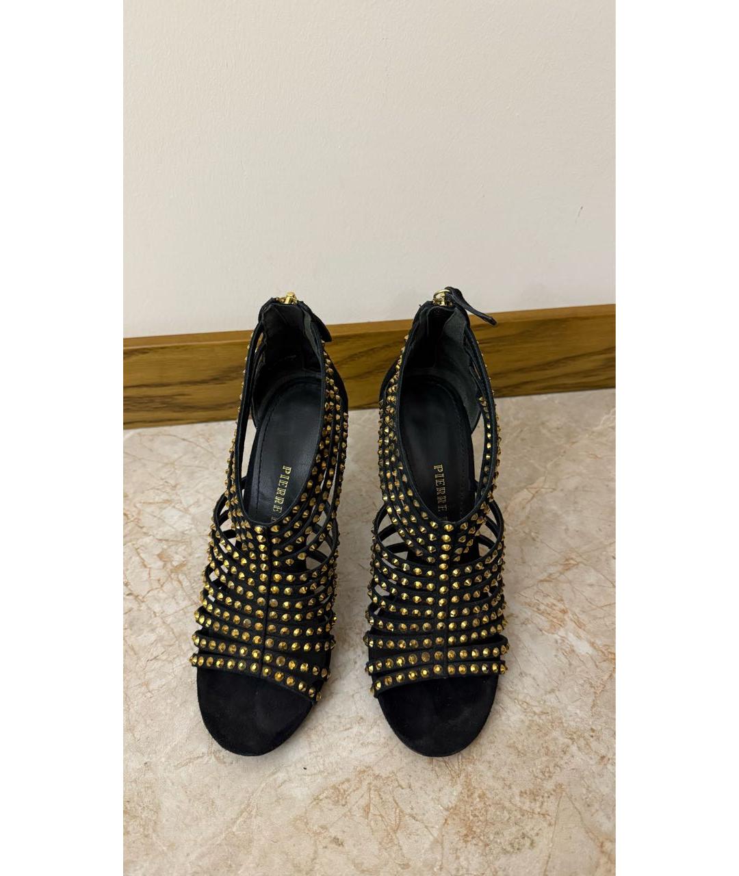 PIERRE BALMAIN Черные замшевые босоножки, фото 2