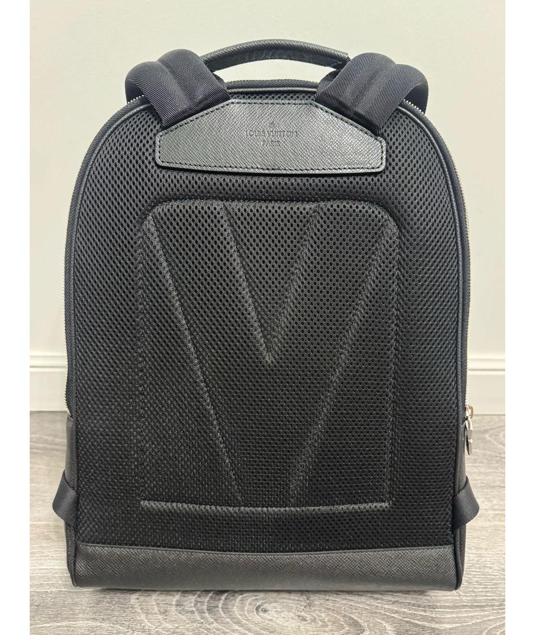LOUIS VUITTON Черный кожаный рюкзак, фото 3