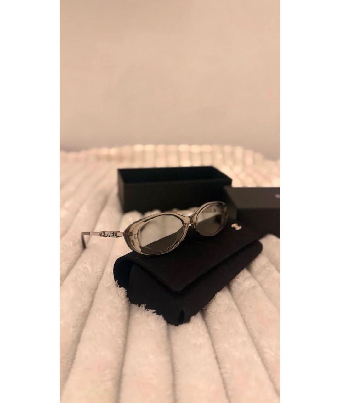 CHANEL Серые пластиковые солнцезащитные очки, фото 3
