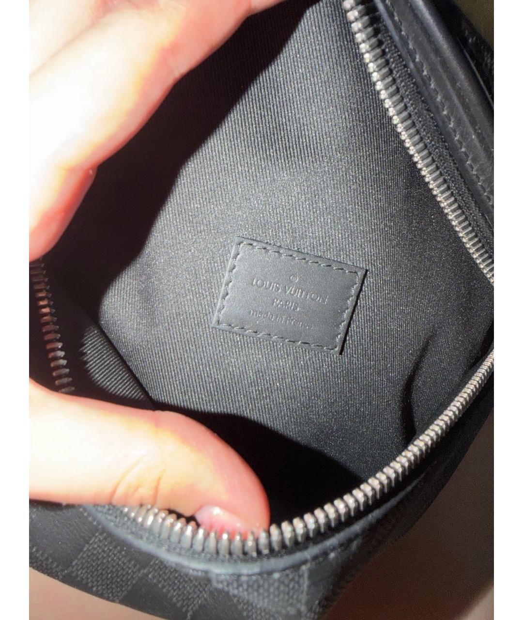 LOUIS VUITTON Черная кожаная барсетка, фото 2