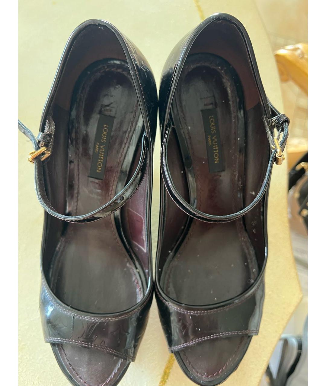 LOUIS VUITTON Бордовые туфли из лакированной кожи, фото 4