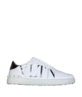 VALENTINO Низкие кроссовки / кеды