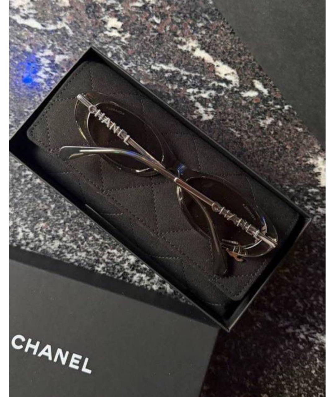 CHANEL Серые пластиковые солнцезащитные очки, фото 2
