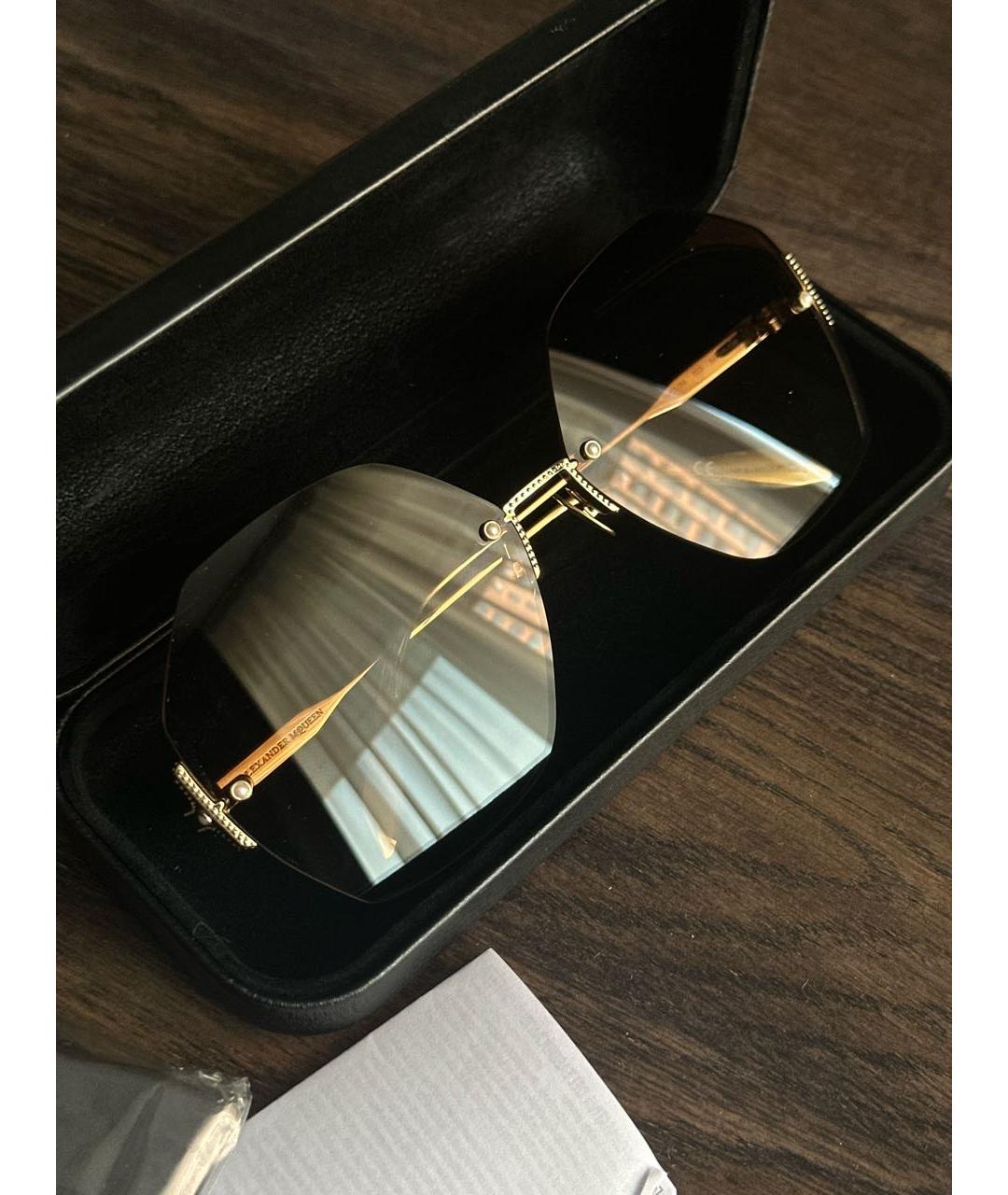 ALEXANDER MCQUEEN Коричневые металлические солнцезащитные очки, фото 2