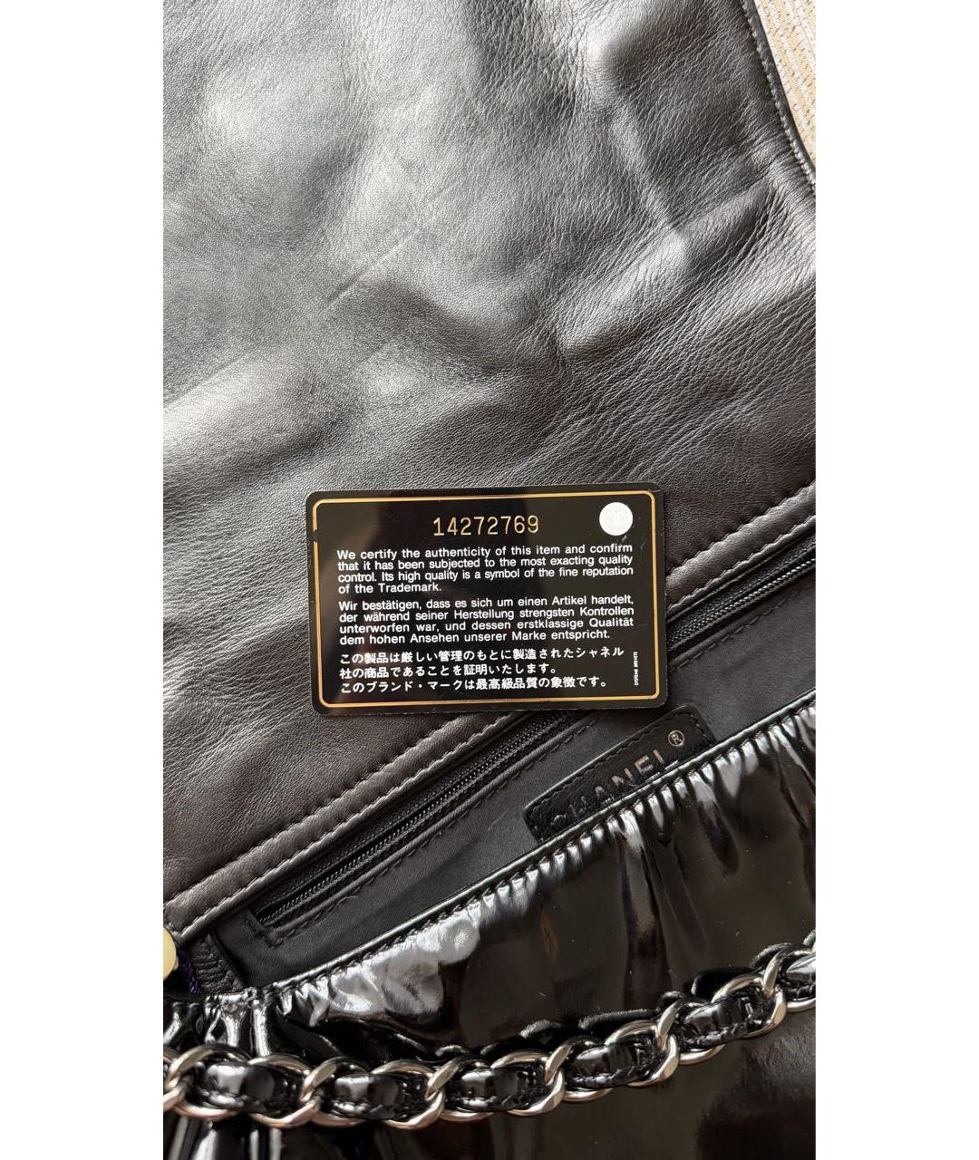 CHANEL Черная сумка через плечо из лакированной кожи, фото 6