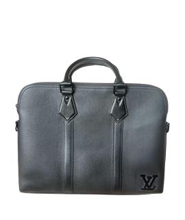 LOUIS VUITTON Портфель