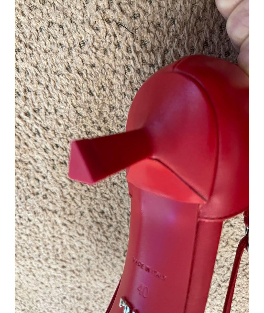 PRADA Красные кожаные лодочки на низком каблуке, фото 4