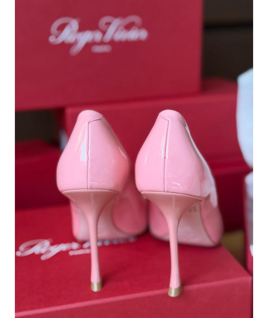 ROGER VIVIER Розовые туфли из лакированной кожи, фото 4