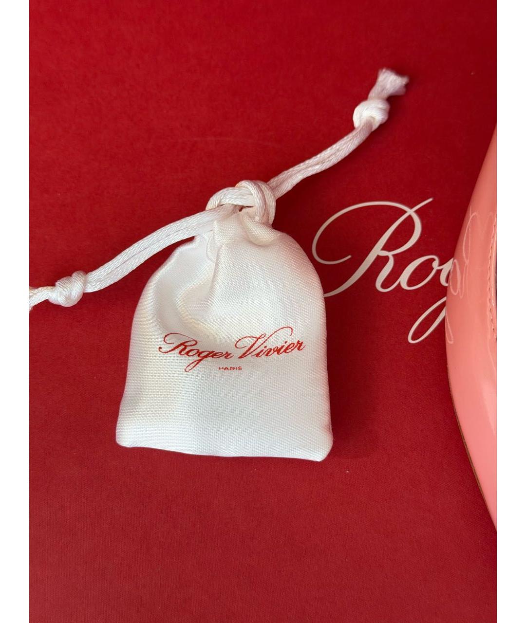 ROGER VIVIER Розовые туфли из лакированной кожи, фото 8