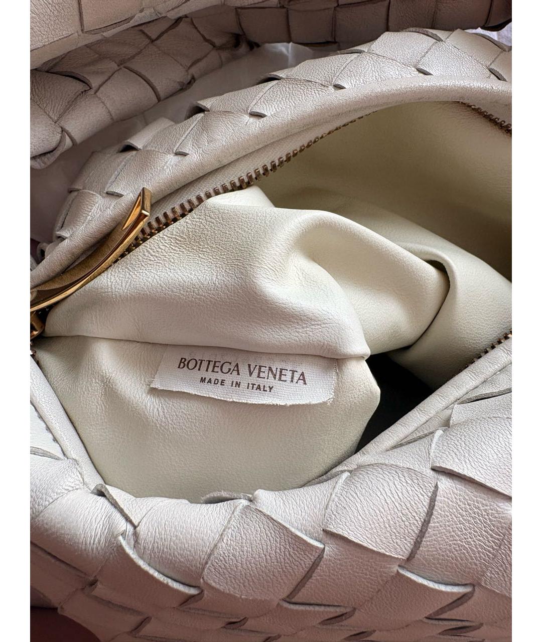 BOTTEGA VENETA Белая кожаная сумка с короткими ручками, фото 4