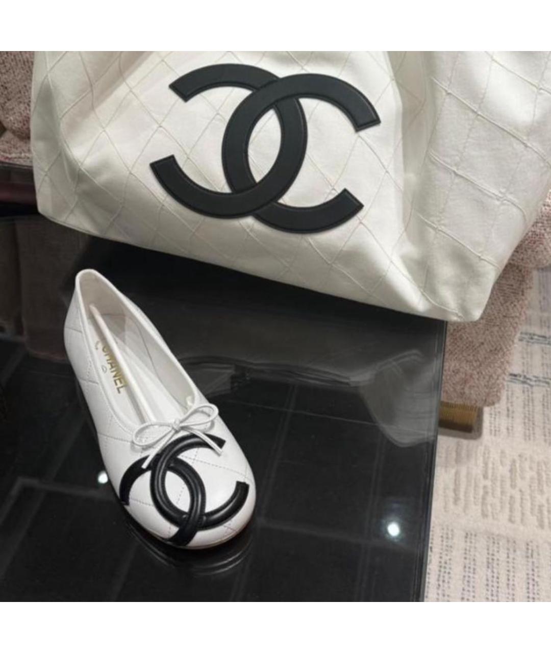 CHANEL Белые кожаные балетки, фото 5