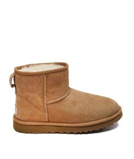 UGG AUSTRALIA Ботинки