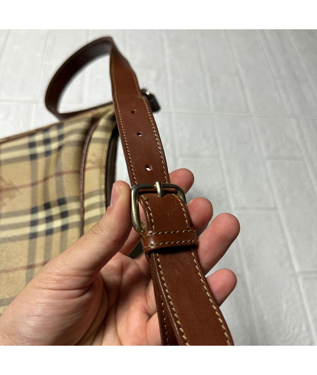 BURBERRY Бежевая кожаная сумка через плечо, фото 4
