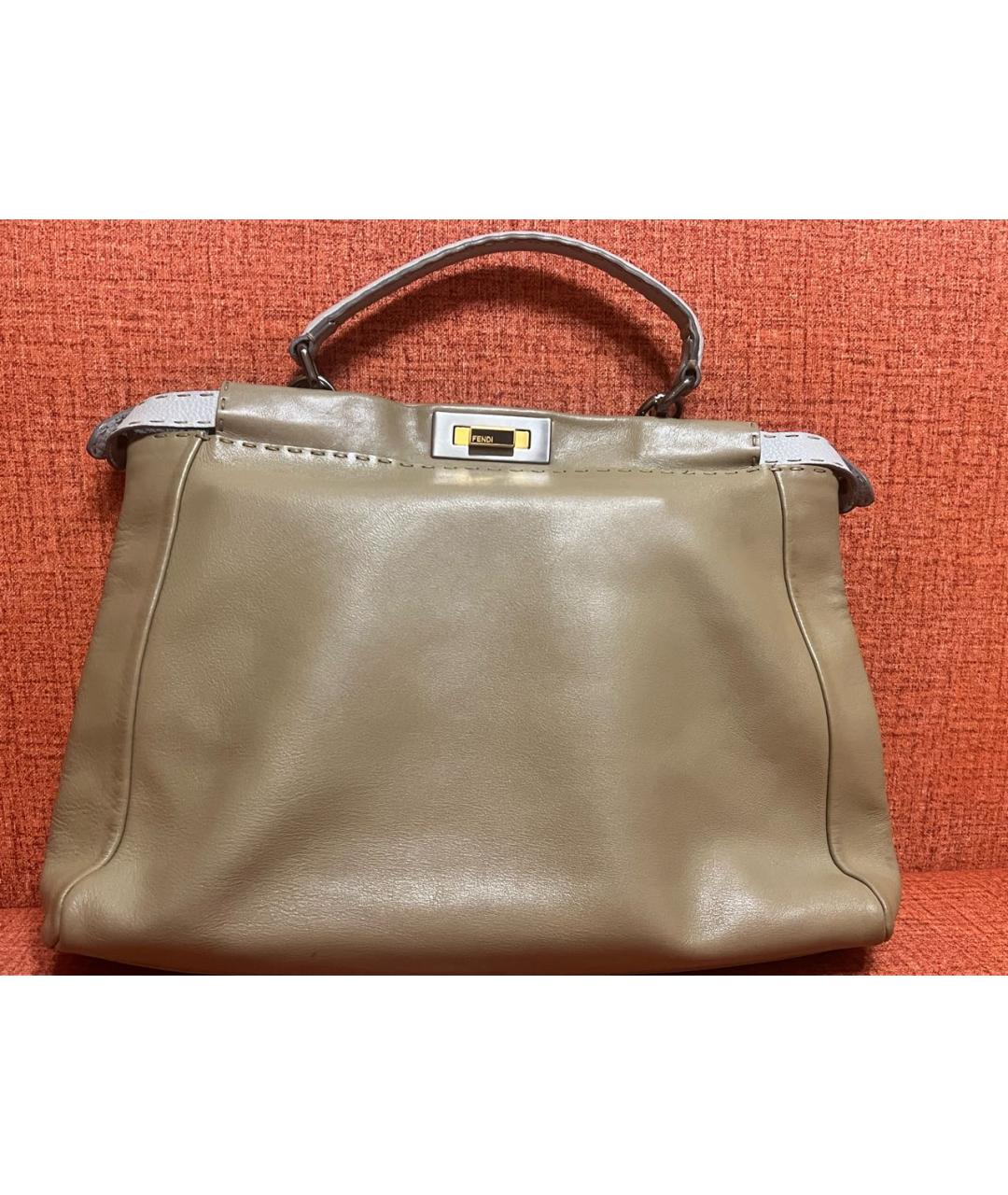 FENDI Бежевая кожаная сумка через плечо, фото 6