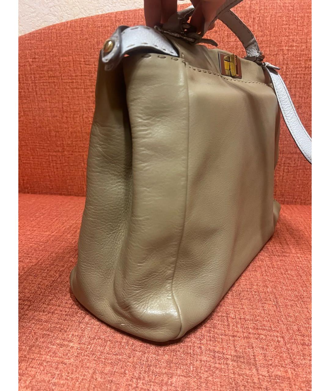FENDI Бежевая кожаная сумка через плечо, фото 2