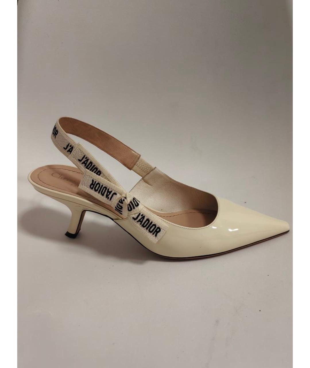 CHRISTIAN DIOR Белые туфли из лакированной кожи, фото 7
