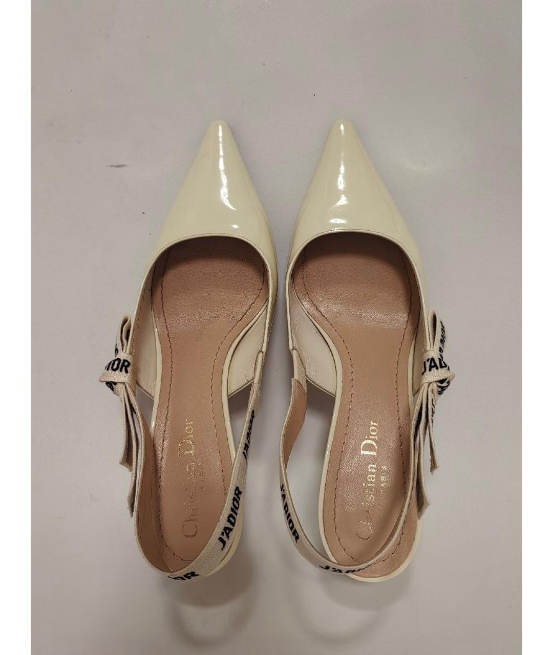 CHRISTIAN DIOR Белые туфли из лакированной кожи, фото 3