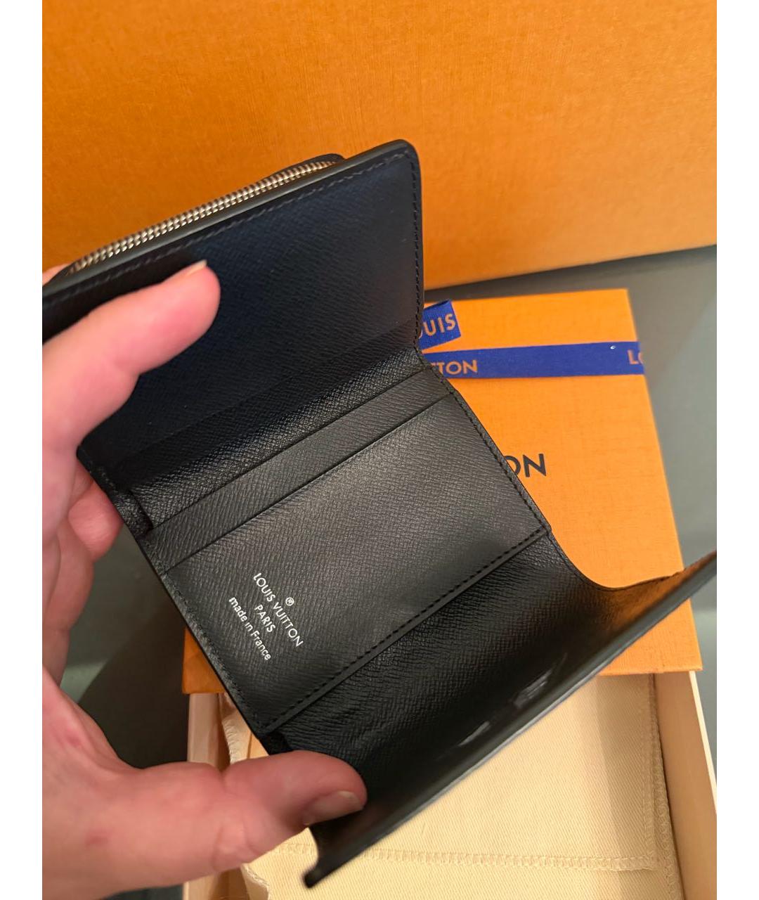 LOUIS VUITTON Черный кожаный кошелек, фото 5
