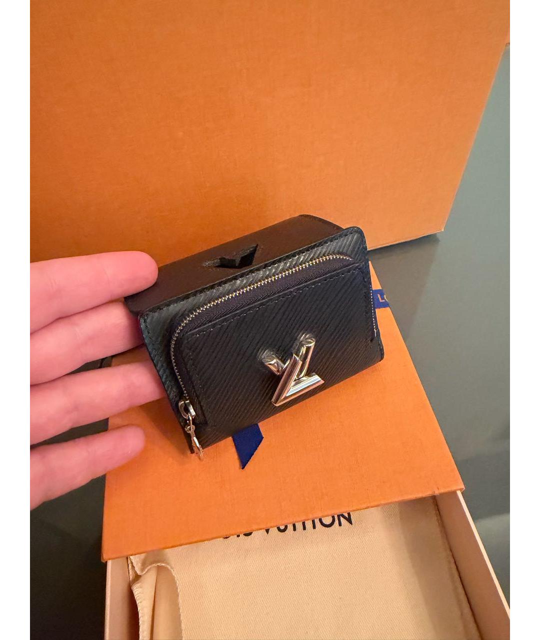 LOUIS VUITTON Черный кожаный кошелек, фото 7