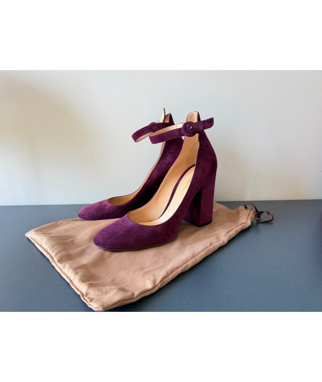 GIANVITO ROSSI Бордовые замшевые туфли, фото 2