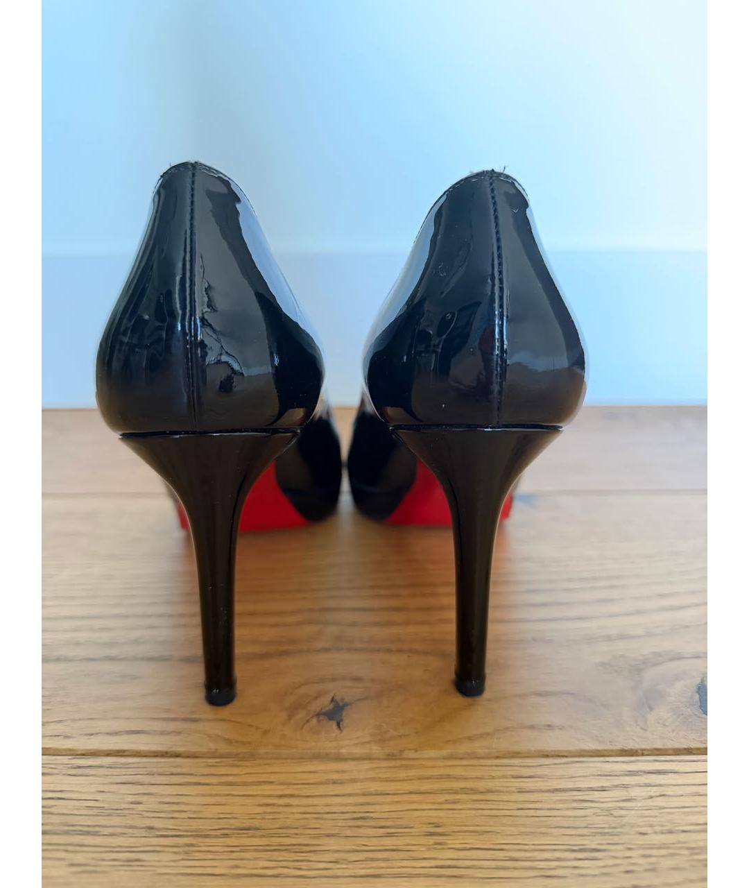 CHRISTIAN LOUBOUTIN Черные туфли из лакированной кожи, фото 4