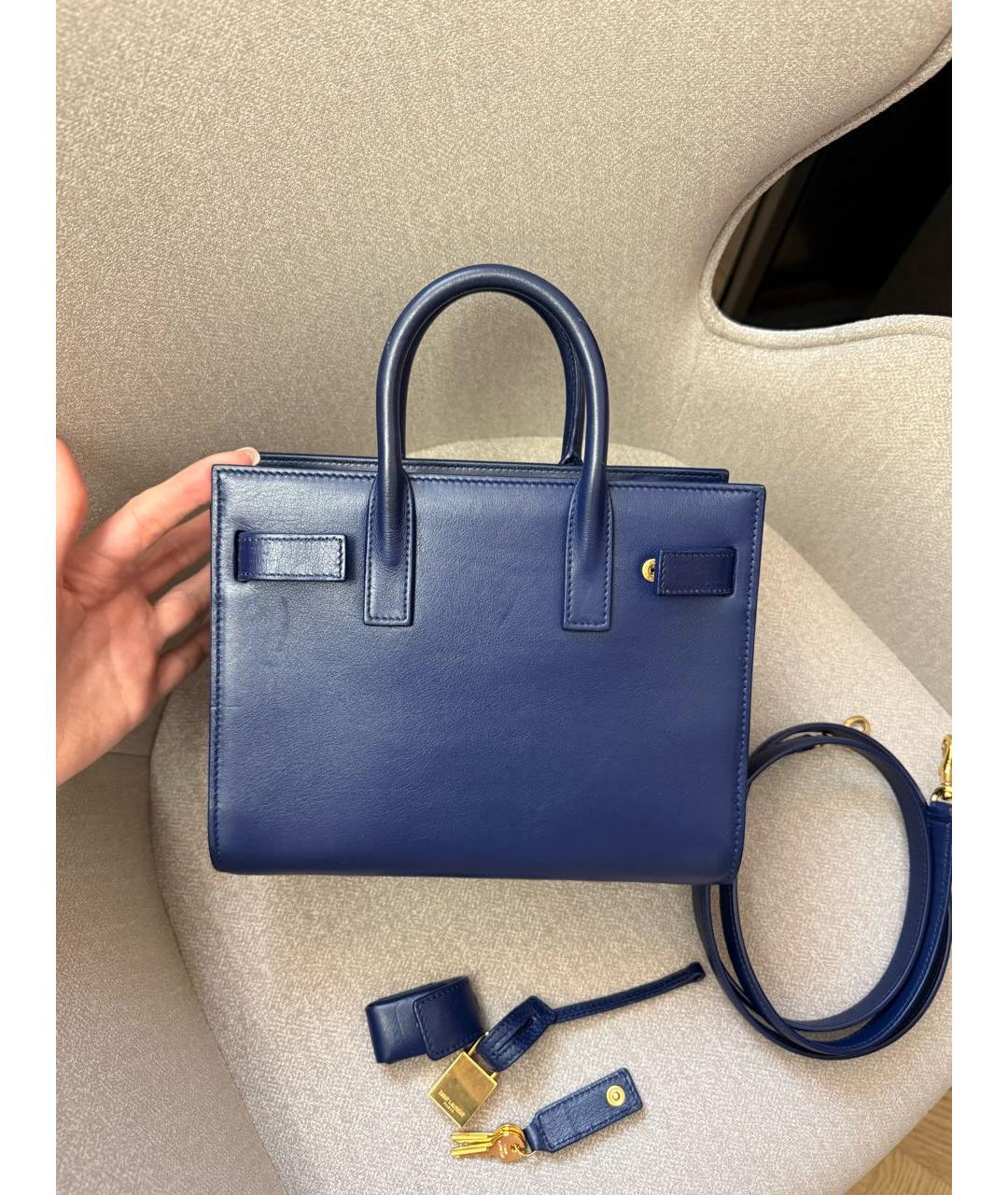 SAINT LAURENT Темно-синяя кожаная сумка с короткими ручками, фото 3