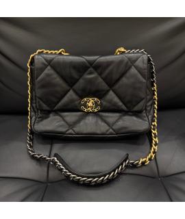 CHANEL Сумка через плечо