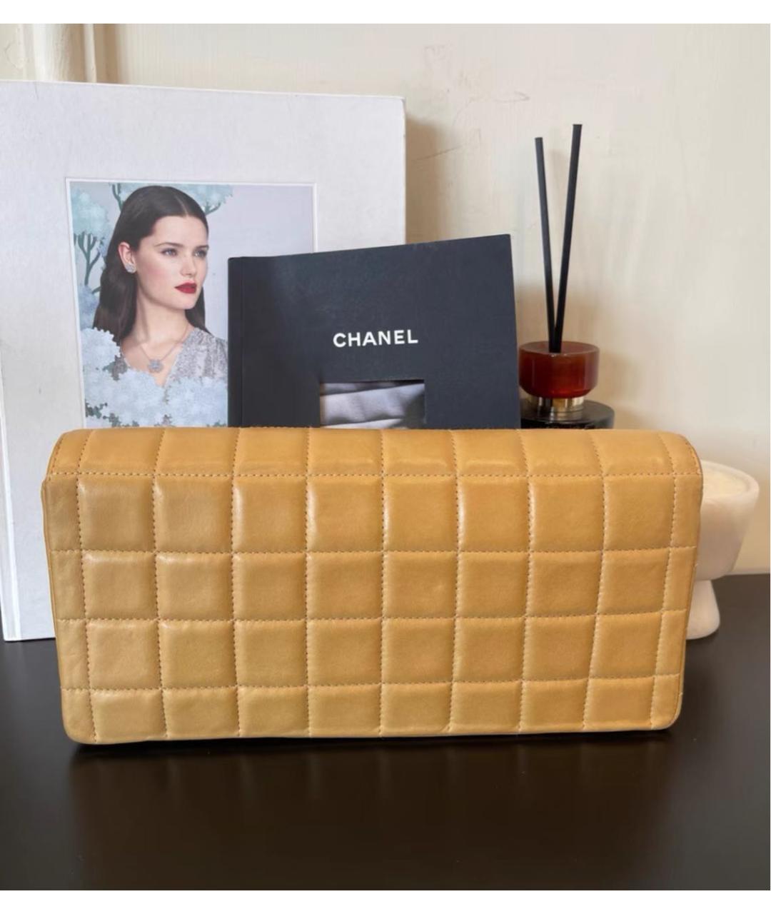 CHANEL Бежевая кожаная сумка через плечо, фото 3