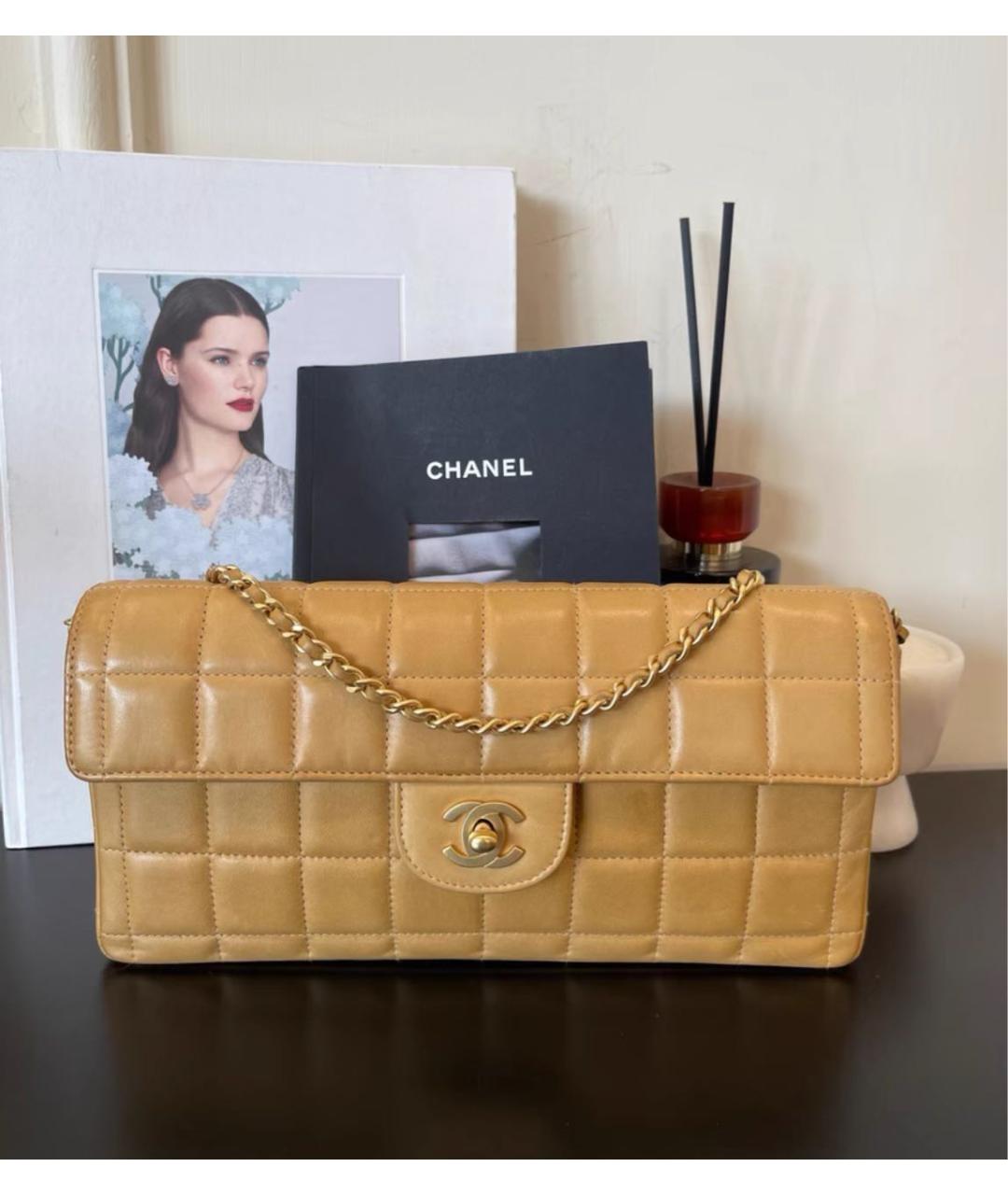 CHANEL Бежевая кожаная сумка через плечо, фото 6