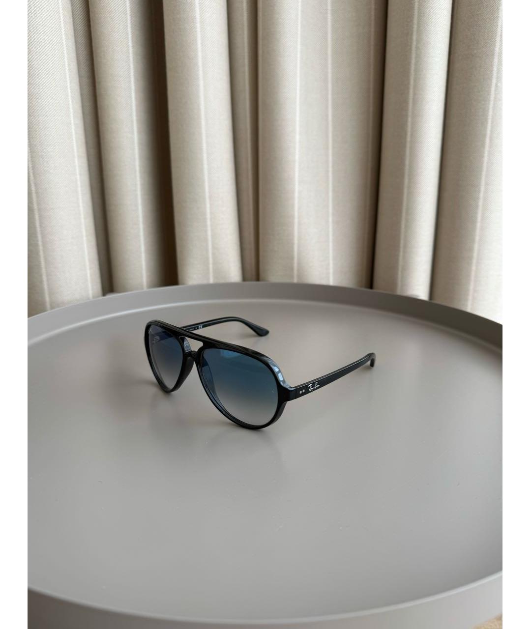 RAY BAN Черные пластиковые солнцезащитные очки, фото 2
