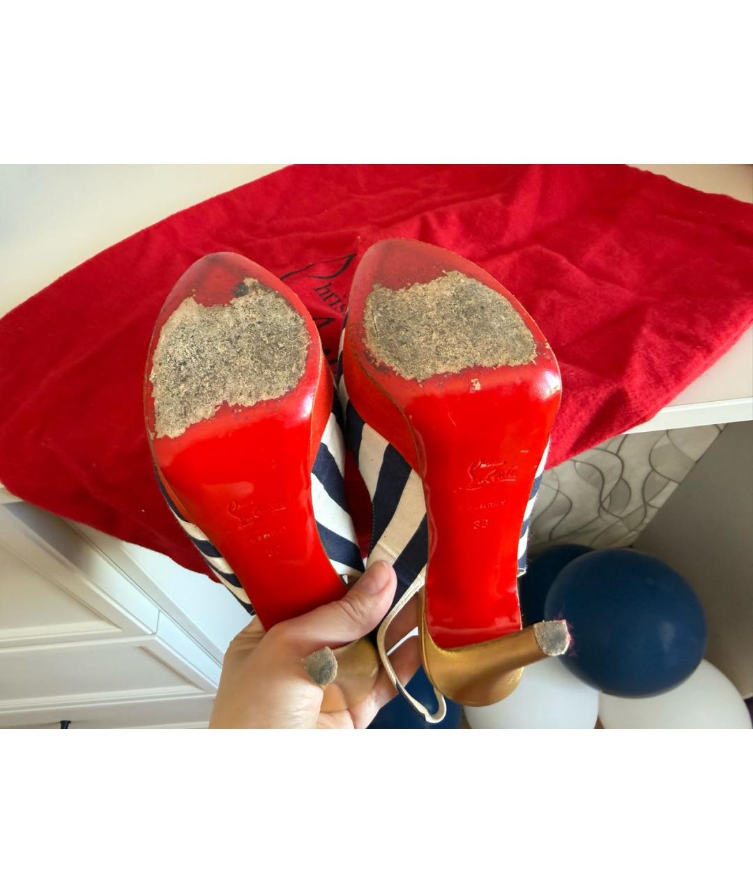 CHRISTIAN LOUBOUTIN Белые текстильные босоножки, фото 7