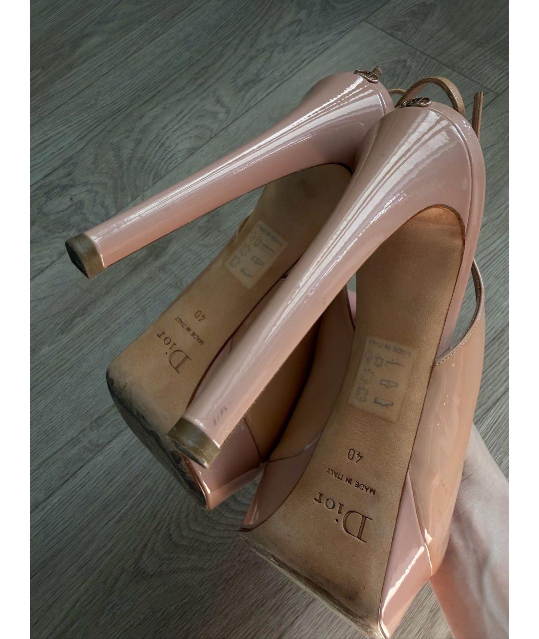 CHRISTIAN DIOR Розовые босоножки из лакированной кожи, фото 6