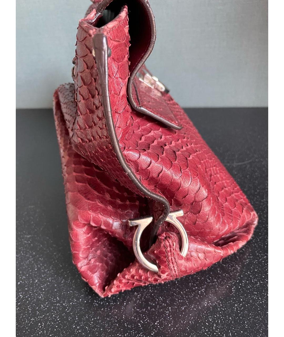 FERRAGAMO Бордовая кожаная сумка с короткими ручками, фото 2