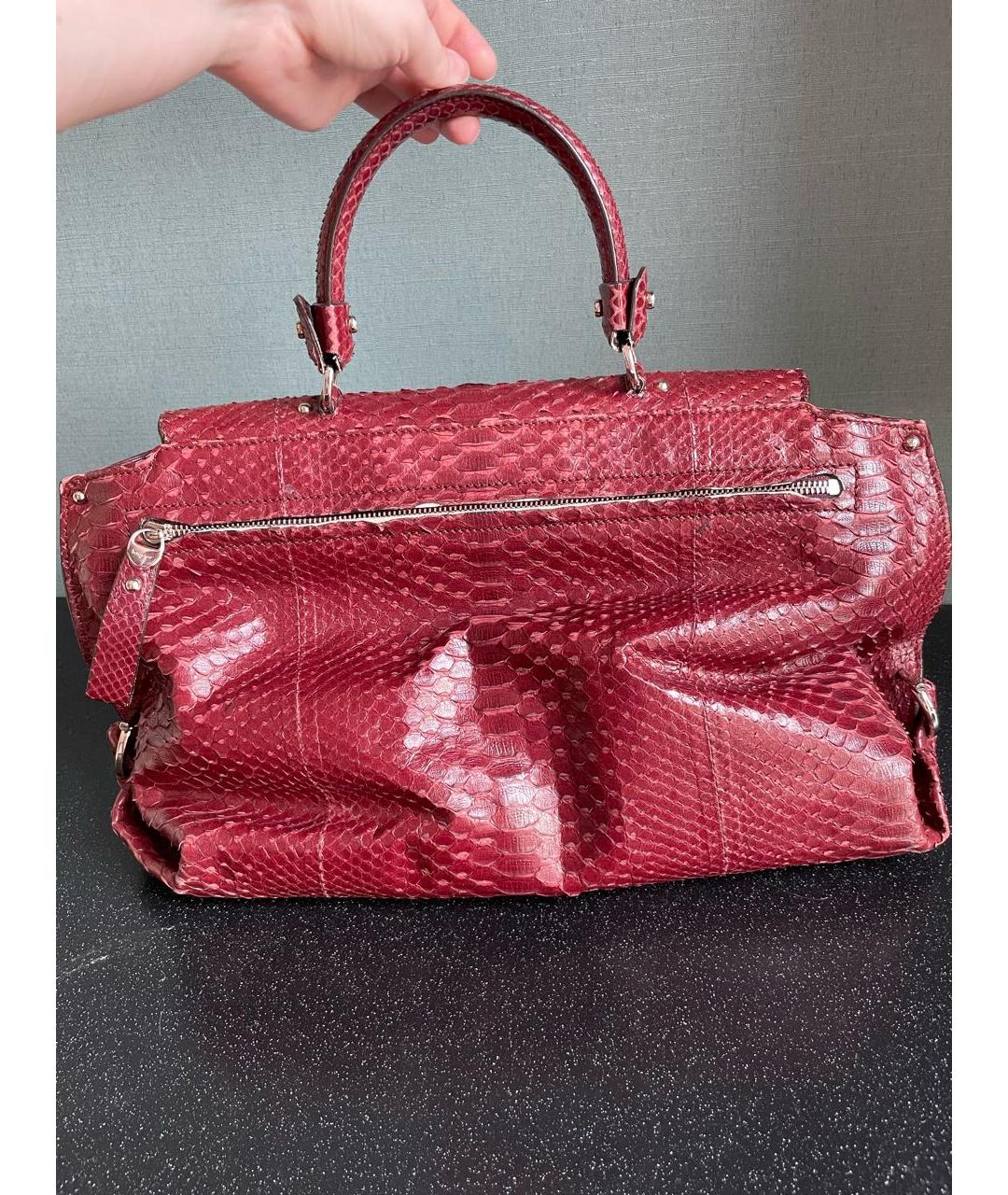 FERRAGAMO Бордовая кожаная сумка с короткими ручками, фото 3