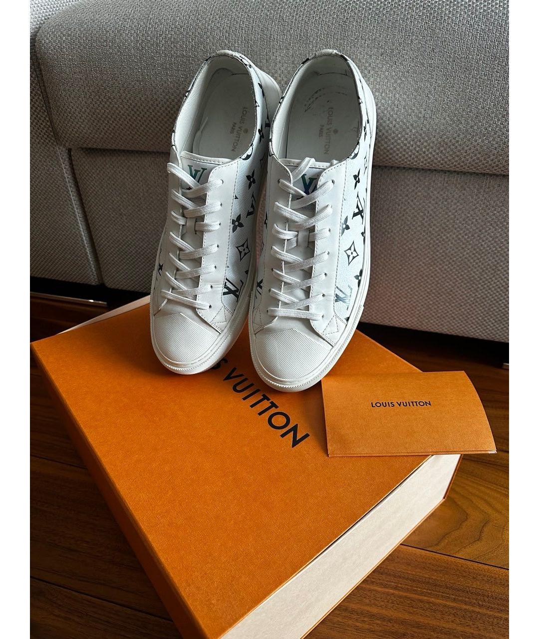 LOUIS VUITTON Белые кожаные низкие кроссовки / кеды, фото 3