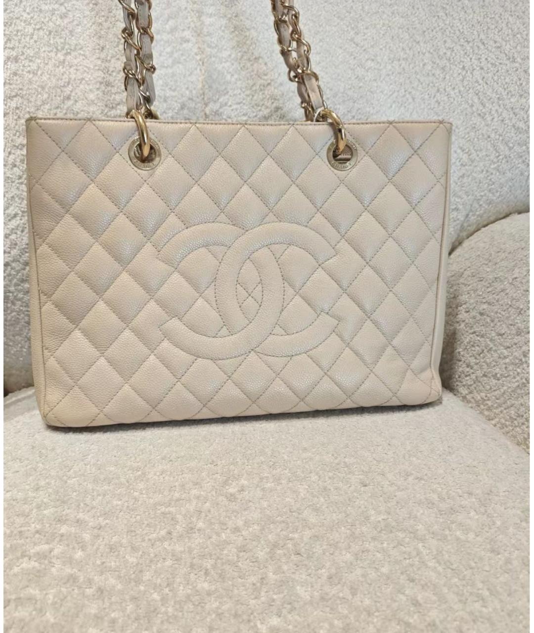 CHANEL Белая кожаная сумка тоут, фото 3