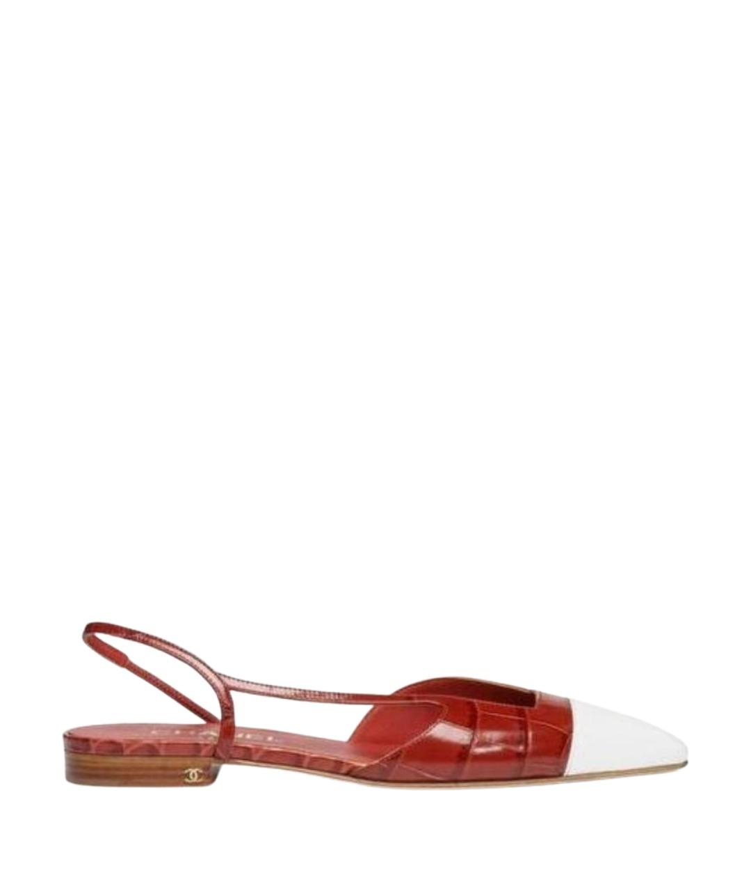 CHANEL Красные босоножки из экзотической кожи, фото 1