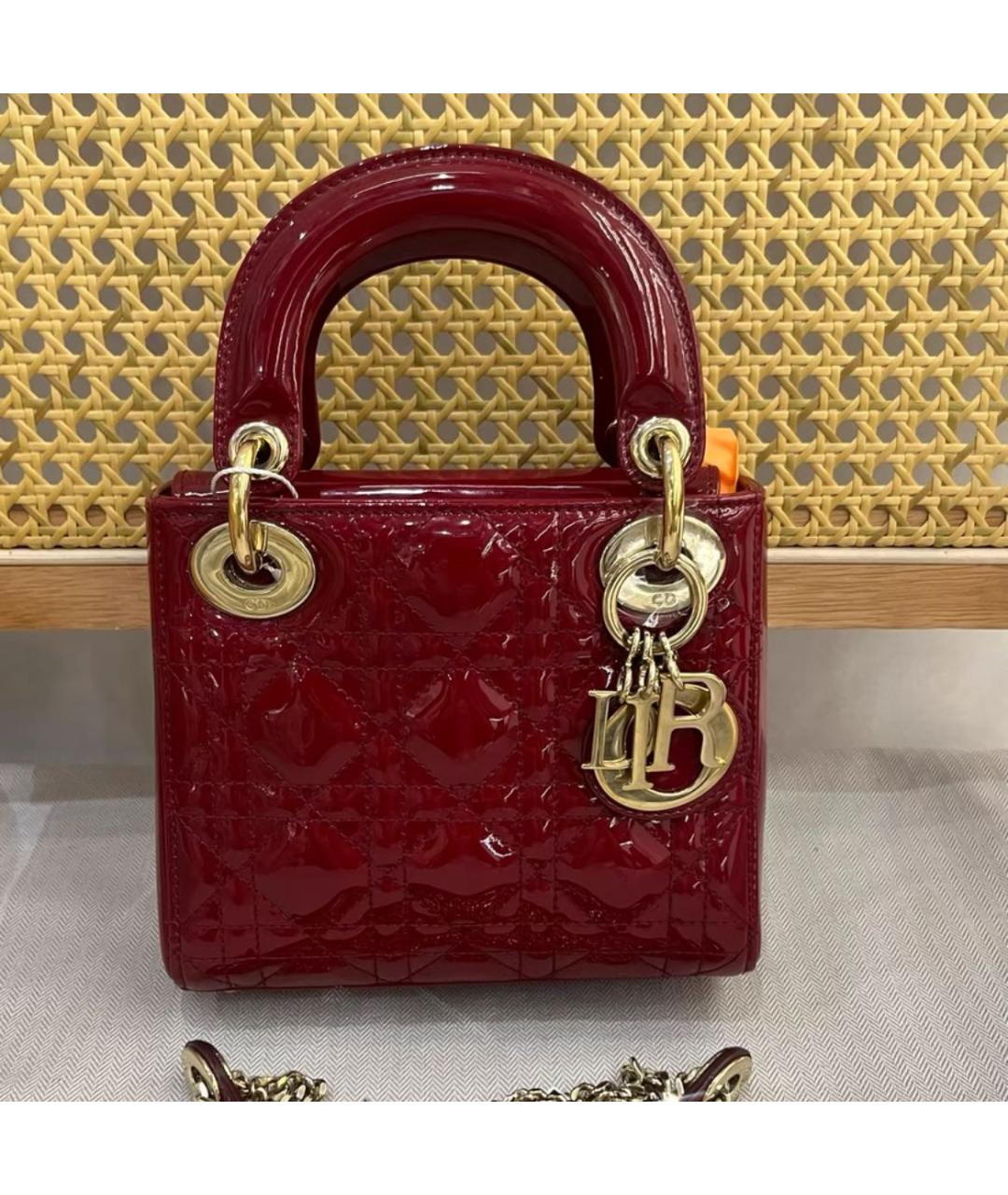 CHRISTIAN DIOR Бордовая сумка с короткими ручками из лакированной кожи, фото 6