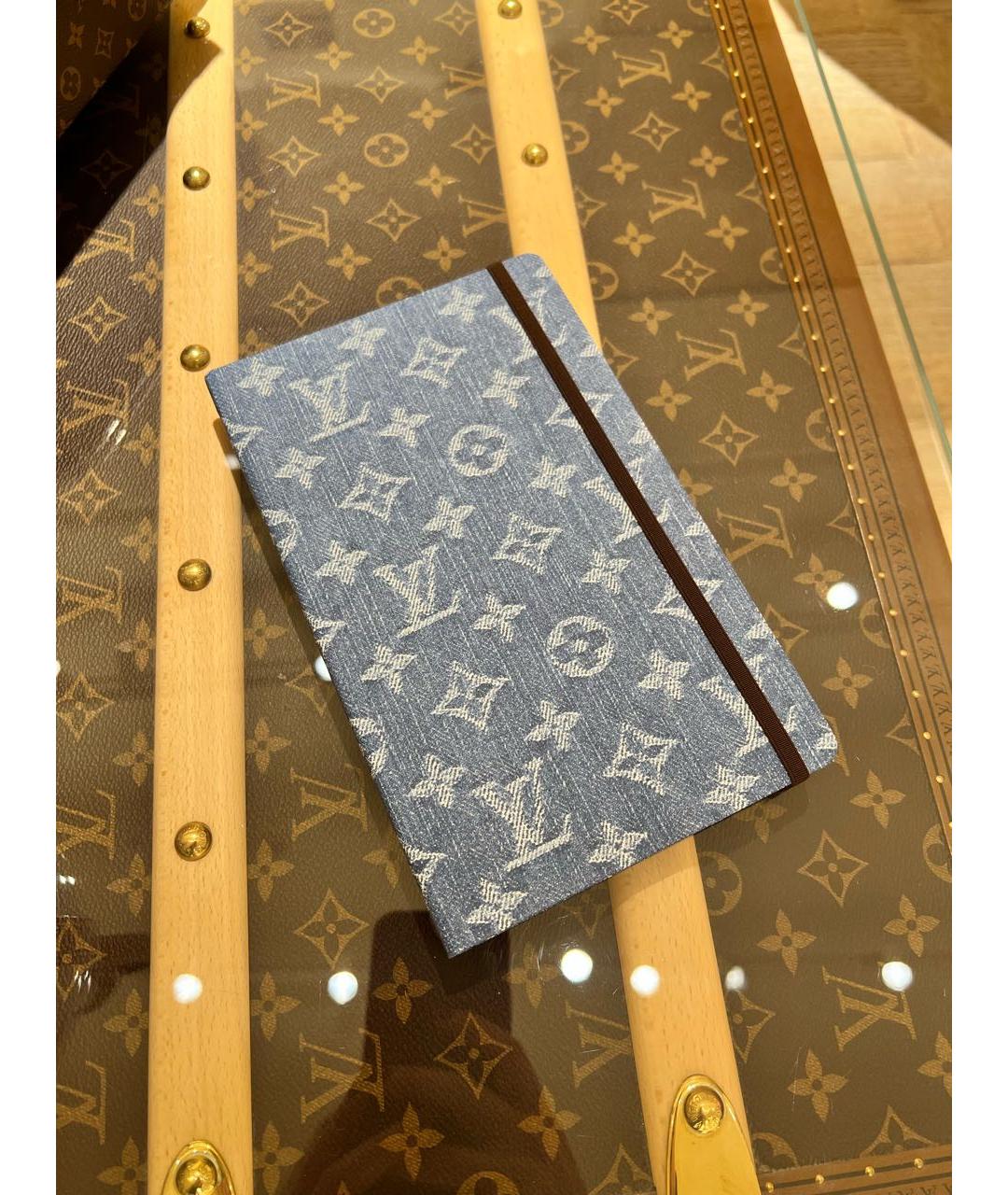 LOUIS VUITTON Книга, фото 2