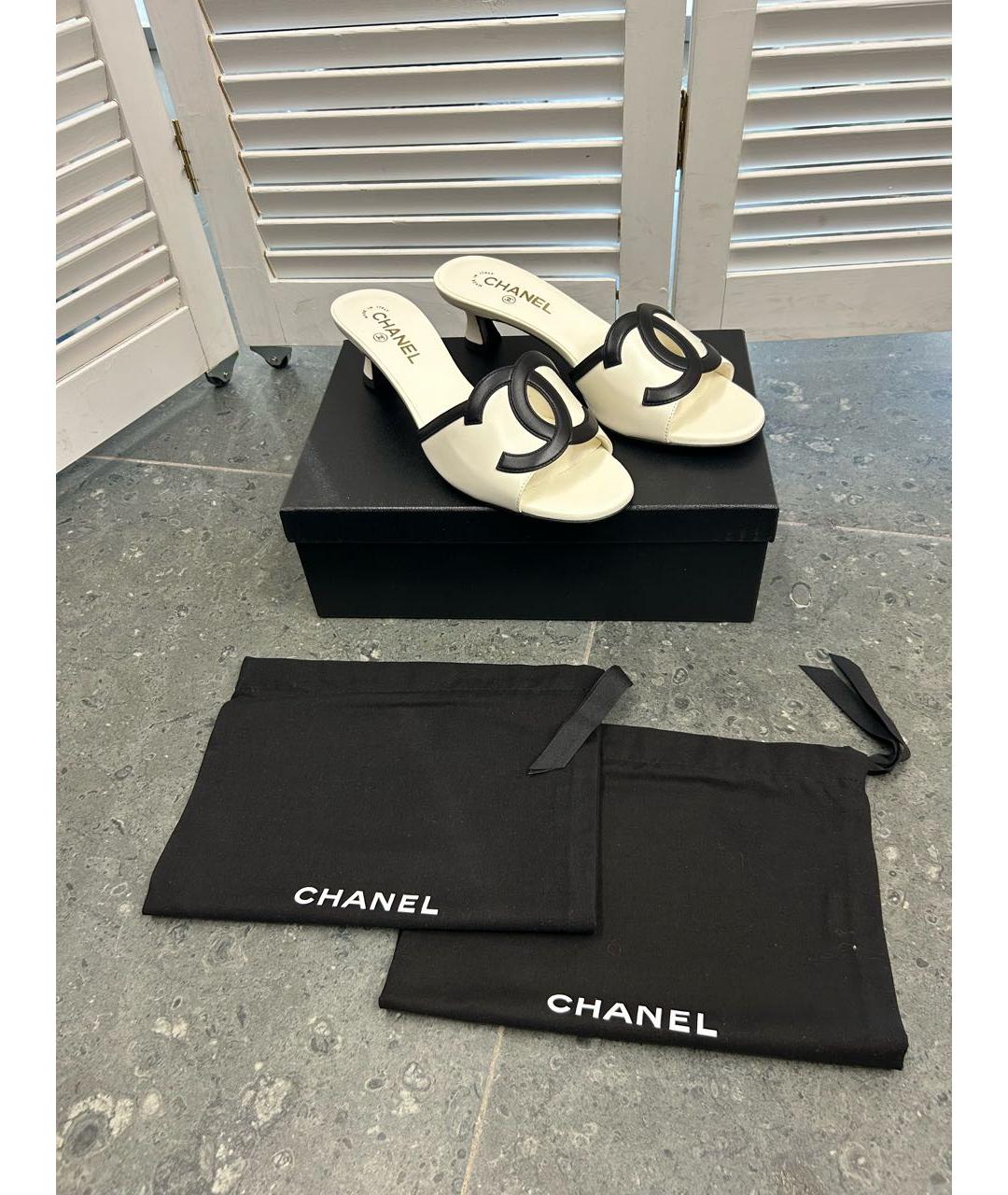 CHANEL Белые кожаные мюли, фото 5