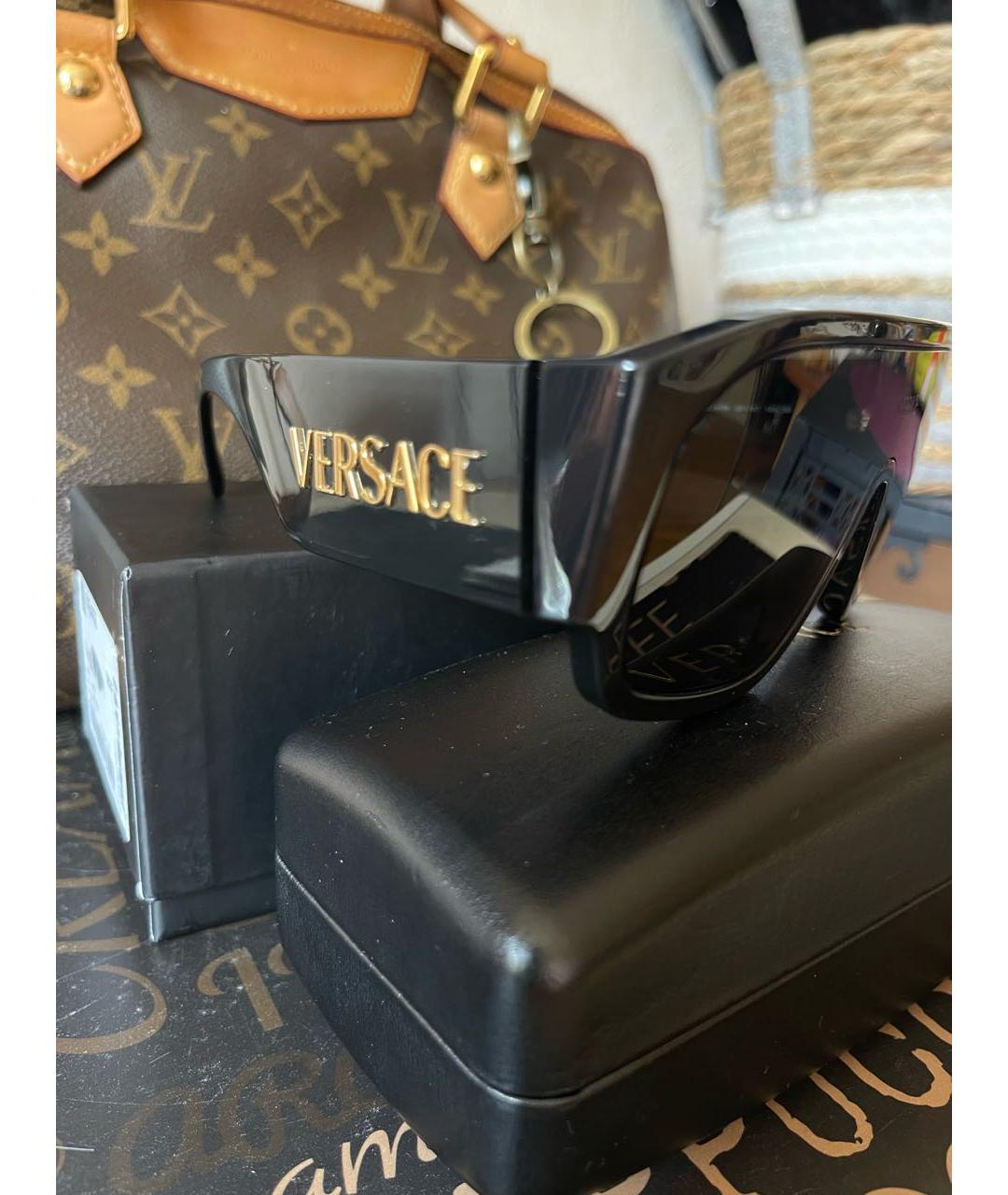 VERSACE Черные пластиковые солнцезащитные очки, фото 2
