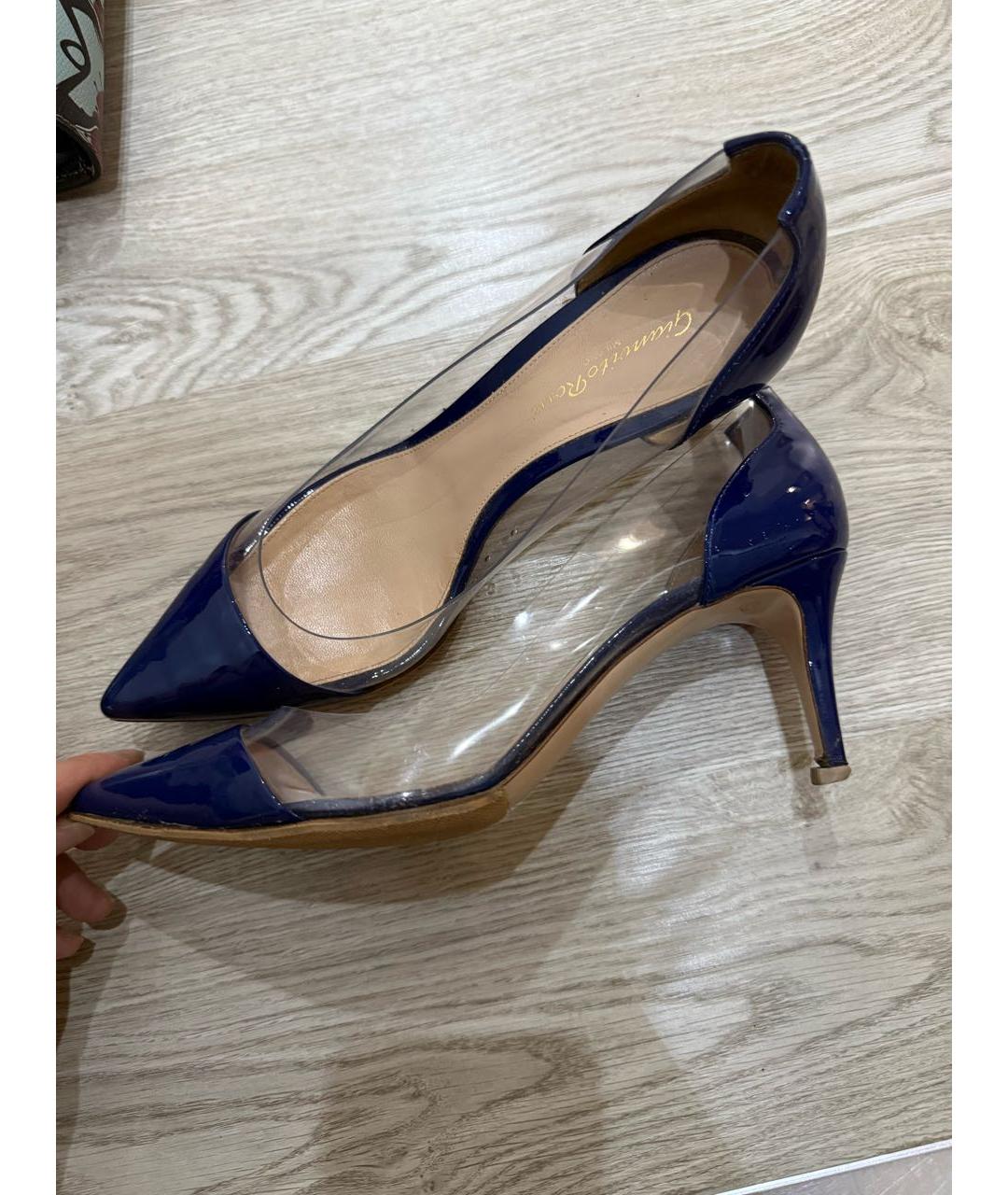 GIANVITO ROSSI Синие босоножки из лакированной кожи, фото 4
